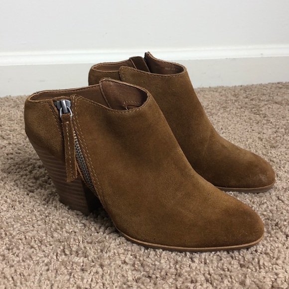 Dolce Vita Shoes - Dolce Vita || Cognac Booties